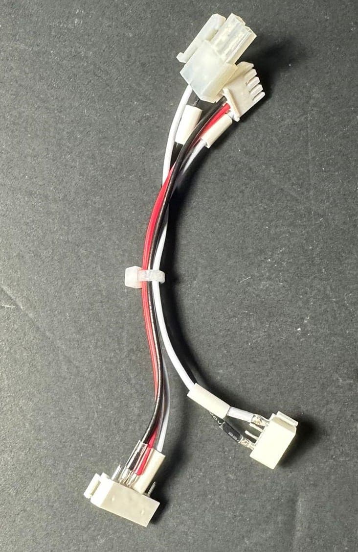 Dollar ATM Club EPP/Keypad Adapter Cable (6000K to 8000R or X1) for Hyosung. Part Number: S3200000556