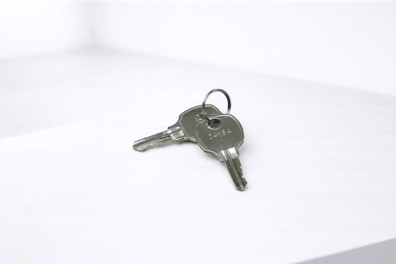 Genmega Flat Cabinet Door Key, C415A, PN: 230210581